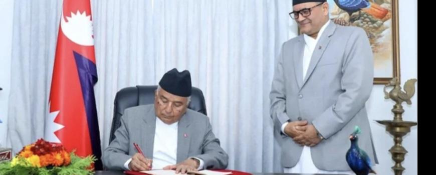 अन्तिम क्षणमा संसद् अधिवेशन स्थगित